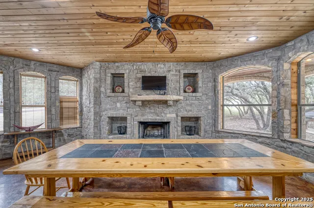 241 Mountain Laurel Concan, TX 78838