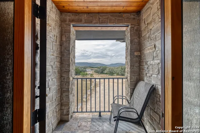 241 Mountain Laurel Concan, TX 78838