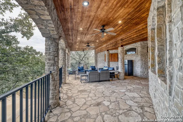 241 Mountain Laurel Concan, TX 78838