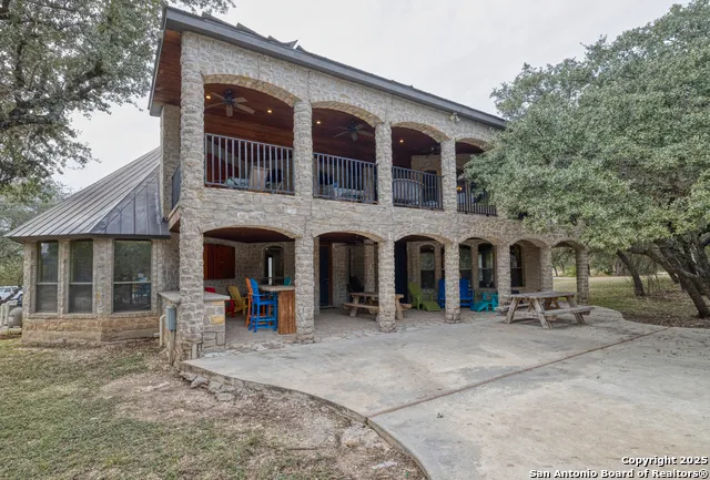 241 Mountain Laurel Concan, TX 78838