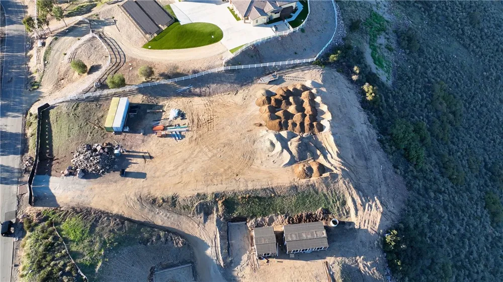 37553 Via Vista Grande Murrieta, CA 92562