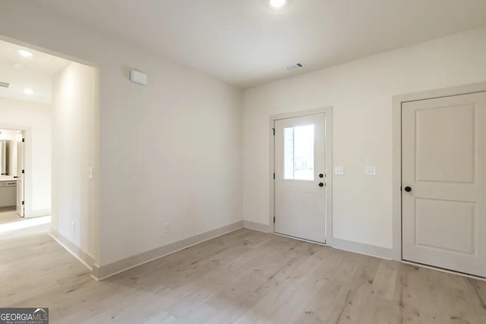 205 Squirrel RUN Good Hope, GA 30641