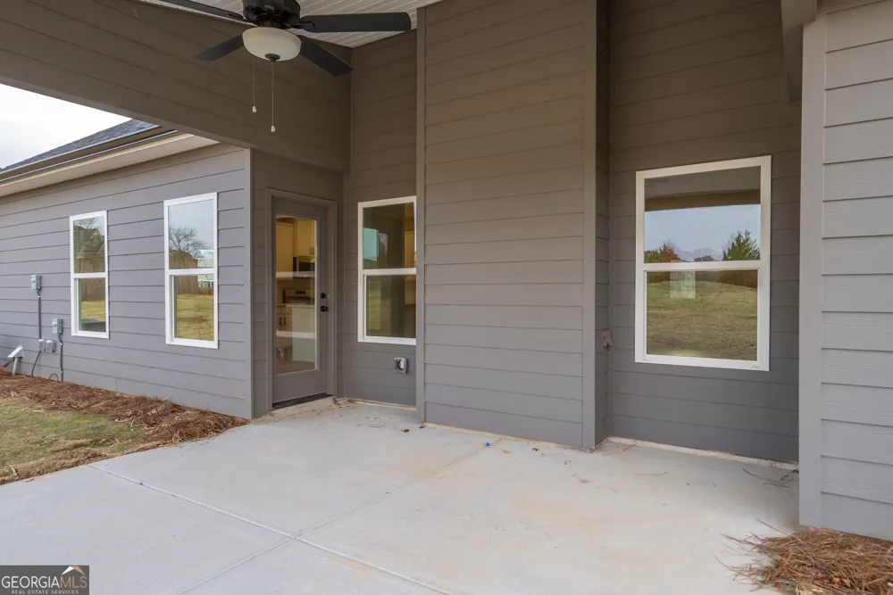 205 Squirrel RUN Good Hope, GA 30641