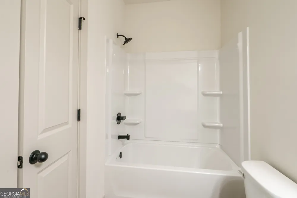 205 Squirrel RUN Good Hope, GA 30641