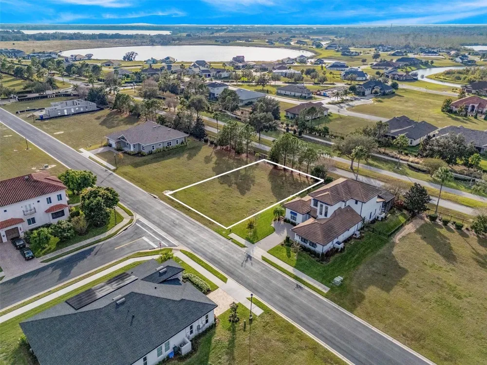 171 BLAZING STAR AVENUE Lake Alfred, FL 33850