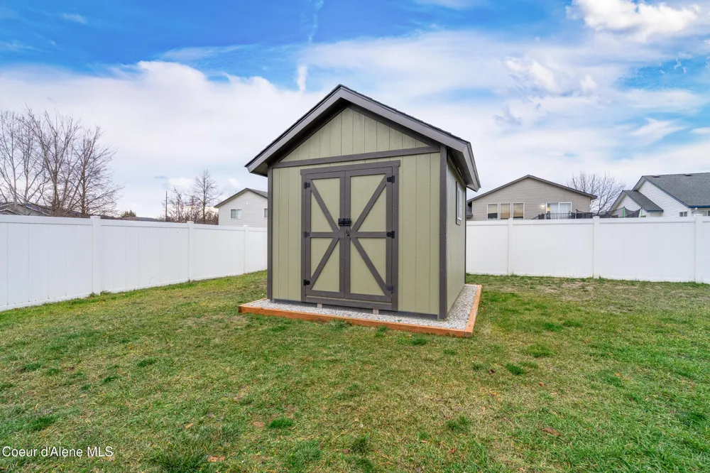 2325 Mackenzie Drive Post Falls, ID 83854