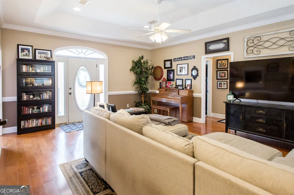 851 Carriage LN Waycross, GA 31503