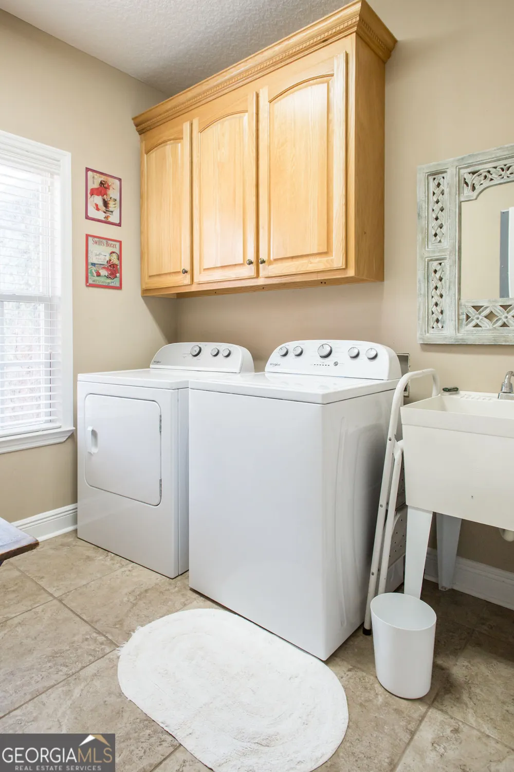851 Carriage LN Waycross, GA 31503