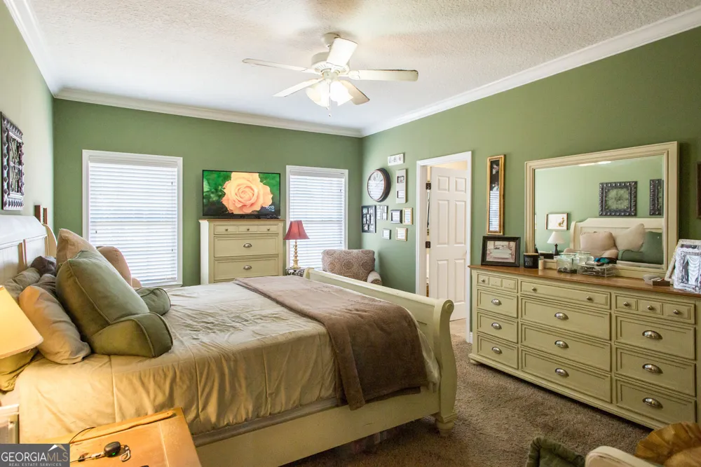851 Carriage LN Waycross, GA 31503