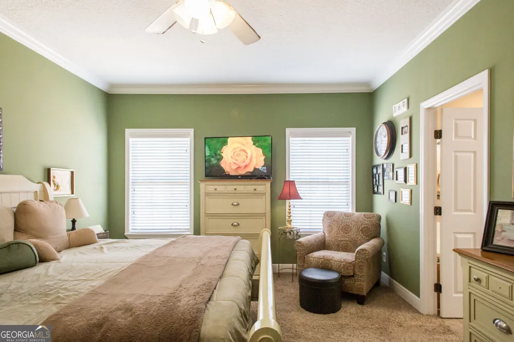 851 Carriage LN Waycross, GA 31503