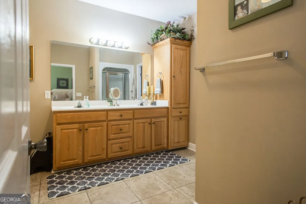 851 Carriage LN Waycross, GA 31503
