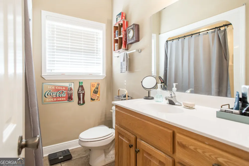 851 Carriage LN Waycross, GA 31503