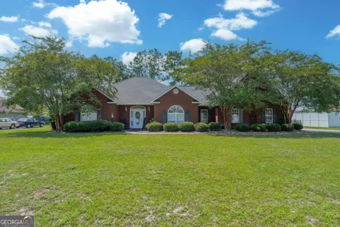 851 Carriage LN