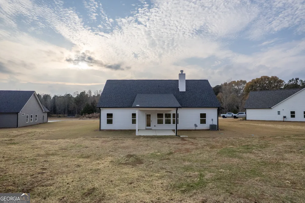 209 Squirrel RUN Good Hope, GA 30641
