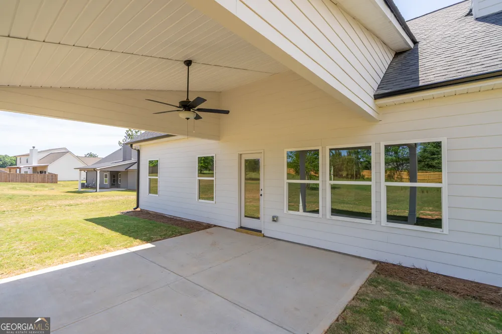 209 Squirrel RUN Good Hope, GA 30641
