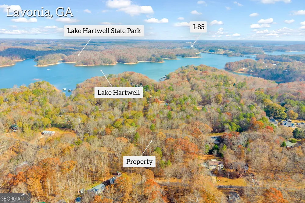 0316 Arrowhead DR Lavonia, GA 30553