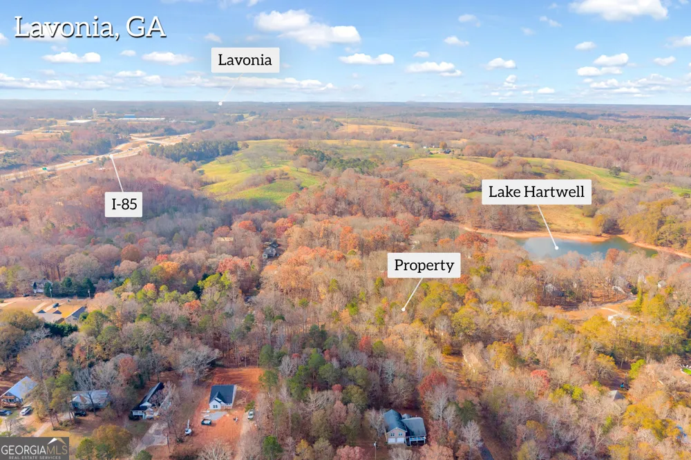 0316 Arrowhead DR Lavonia, GA 30553