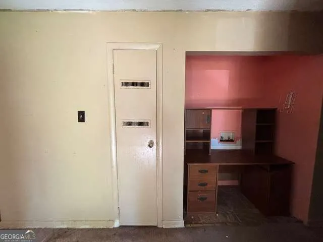 1061 Porter DR Elberton, GA 30635