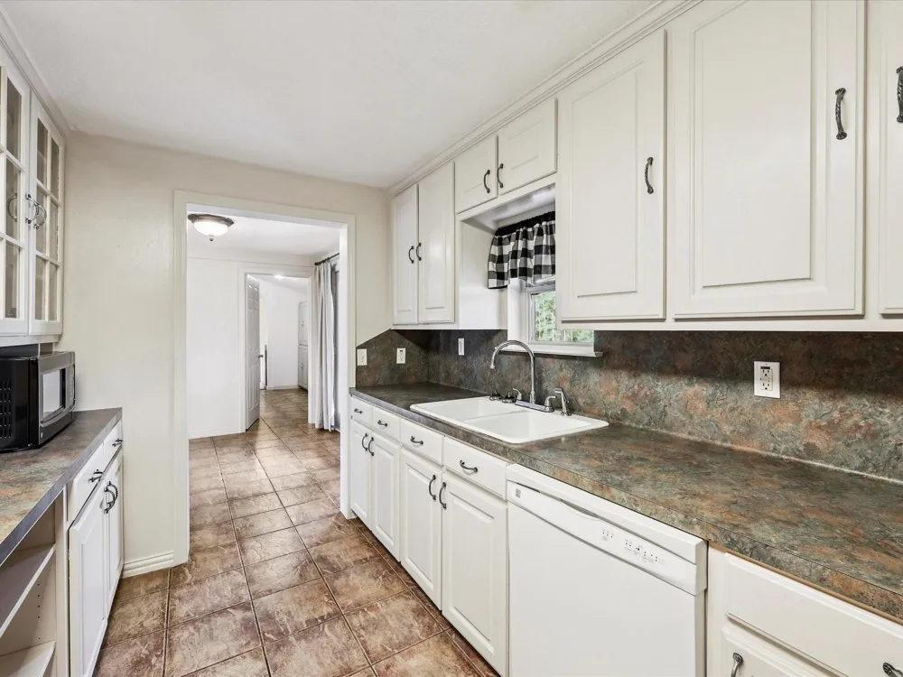 234 Private Road 7023 Kirbyville, TX 75956