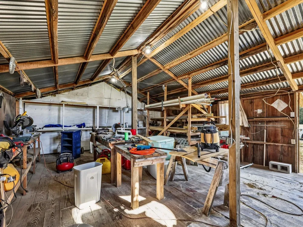 234 Private Road 7023 Kirbyville, TX 75956
