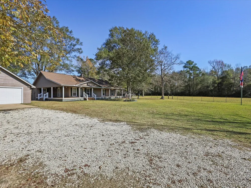234 Private Road 7023 Kirbyville, TX 75956