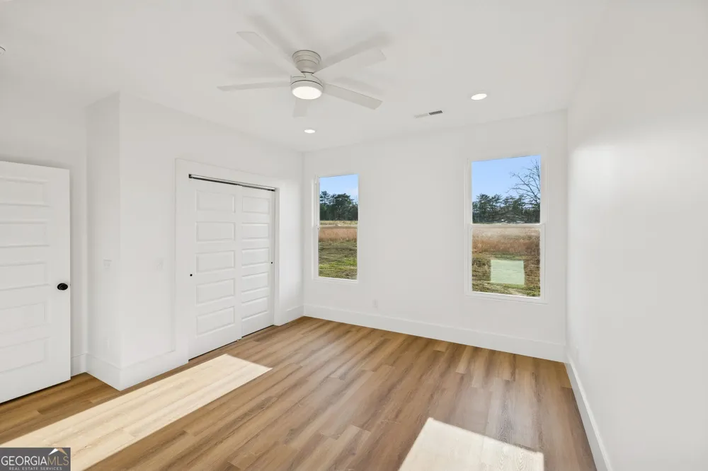 71 Ballard RD Trenton, GA 30752