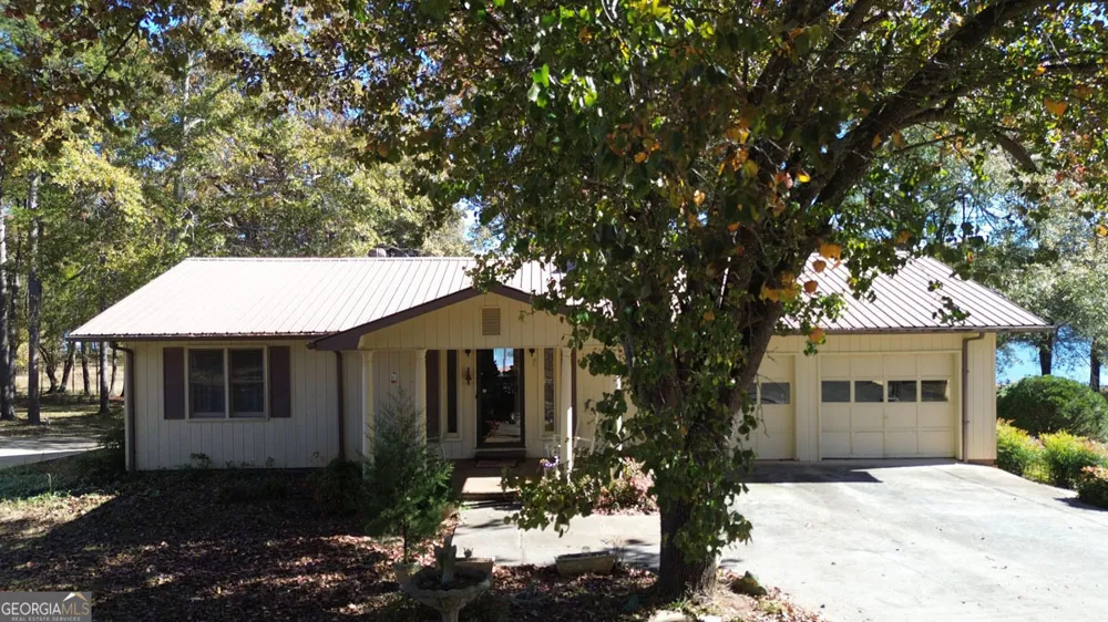 410 Cedar ST Lavonia, GA 30553