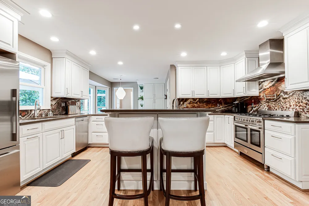 485 Riverside PKWY Sandy Springs, GA 30328