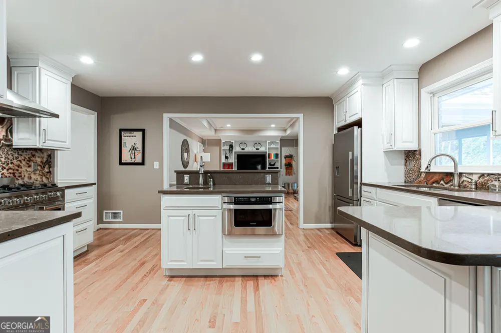 485 Riverside PKWY Sandy Springs, GA 30328