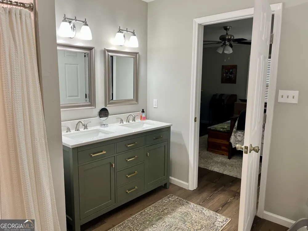 5611 Sweetwater AVE Donalsonville, GA 39845