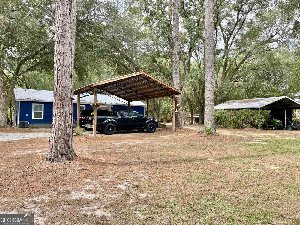 5611 Sweetwater AVE Donalsonville, GA 39845