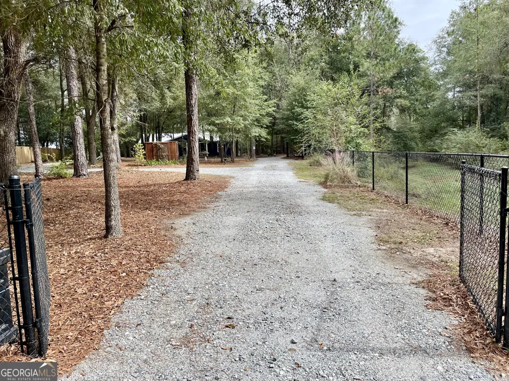 5611 Sweetwater AVE Donalsonville, GA 39845