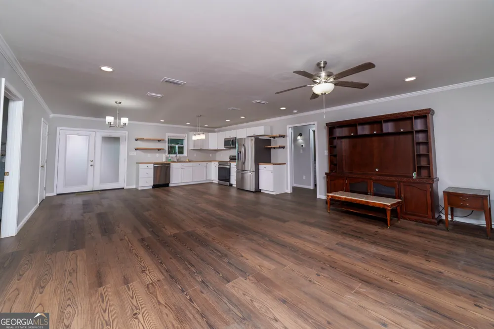 5611 Sweetwater AVE Donalsonville, GA 39845