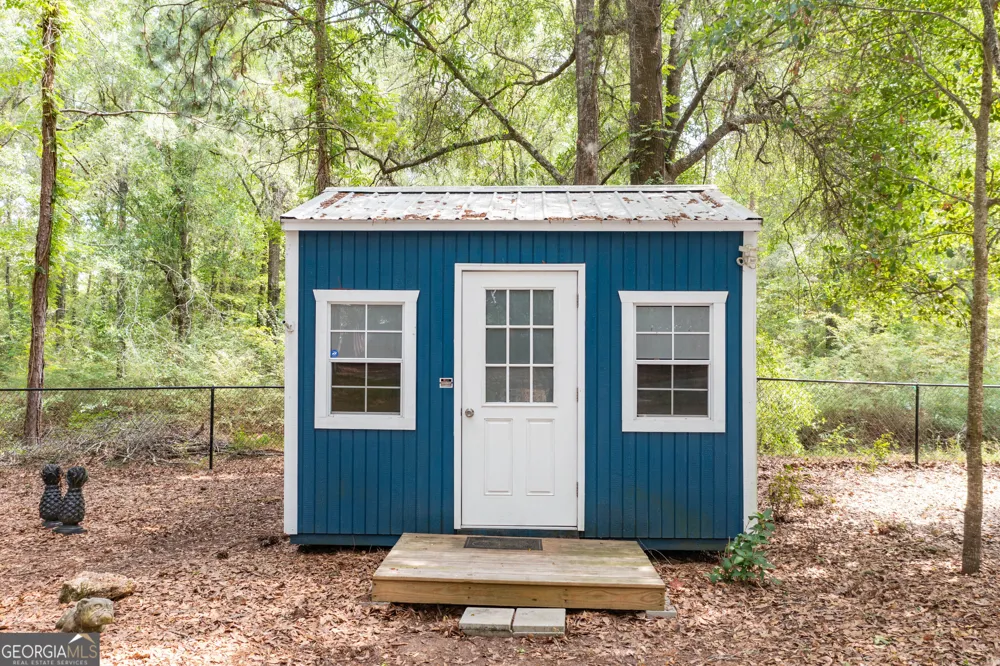 5611 Sweetwater AVE Donalsonville, GA 39845