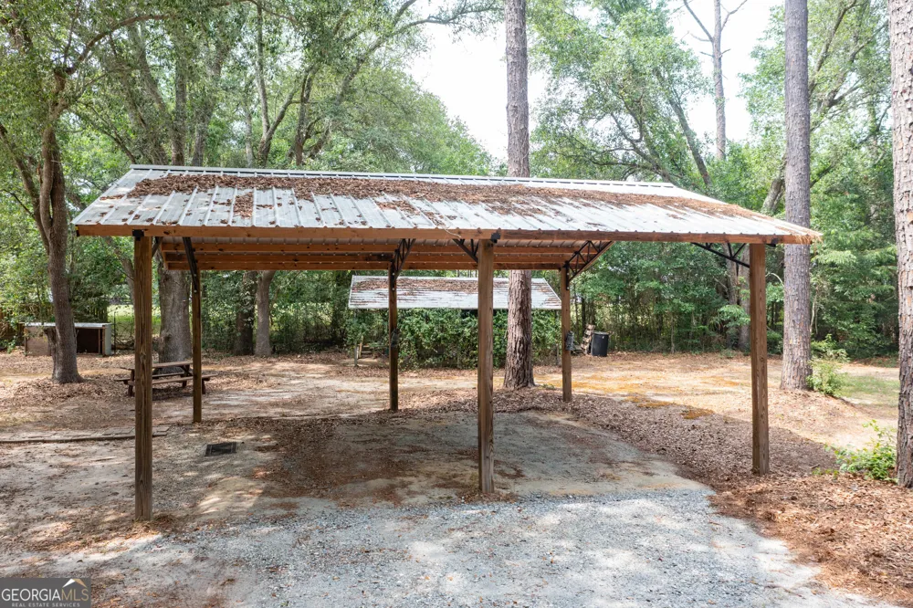 5611 Sweetwater AVE Donalsonville, GA 39845