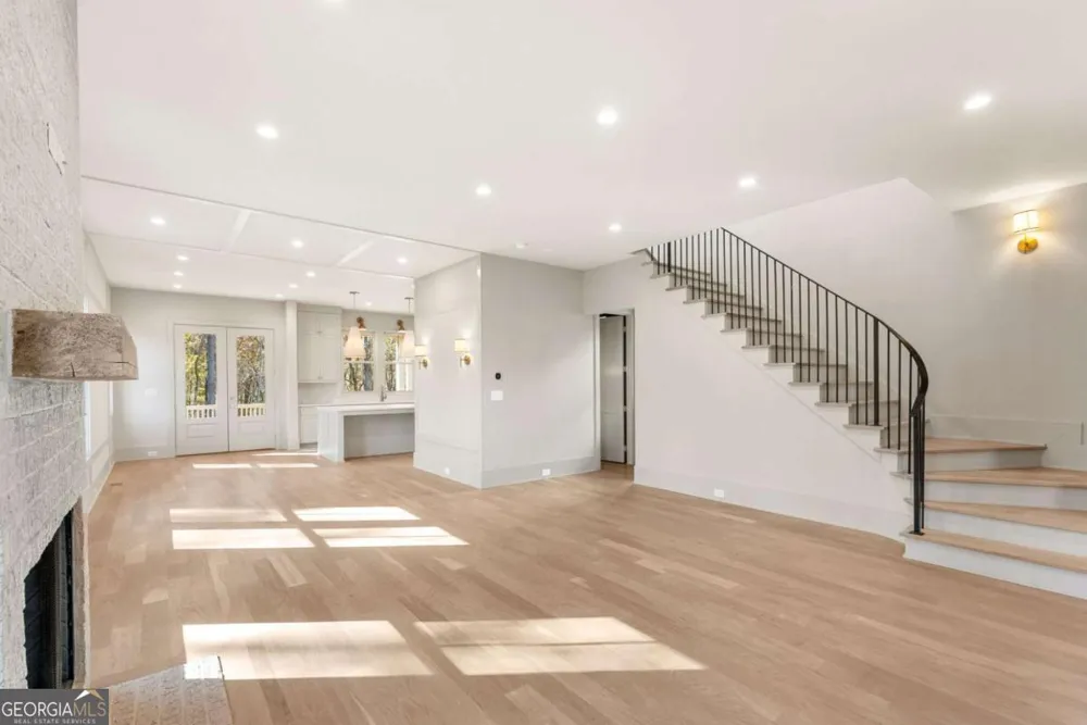 11825 Serenbe LN Chattahoochee Hills, GA 30268