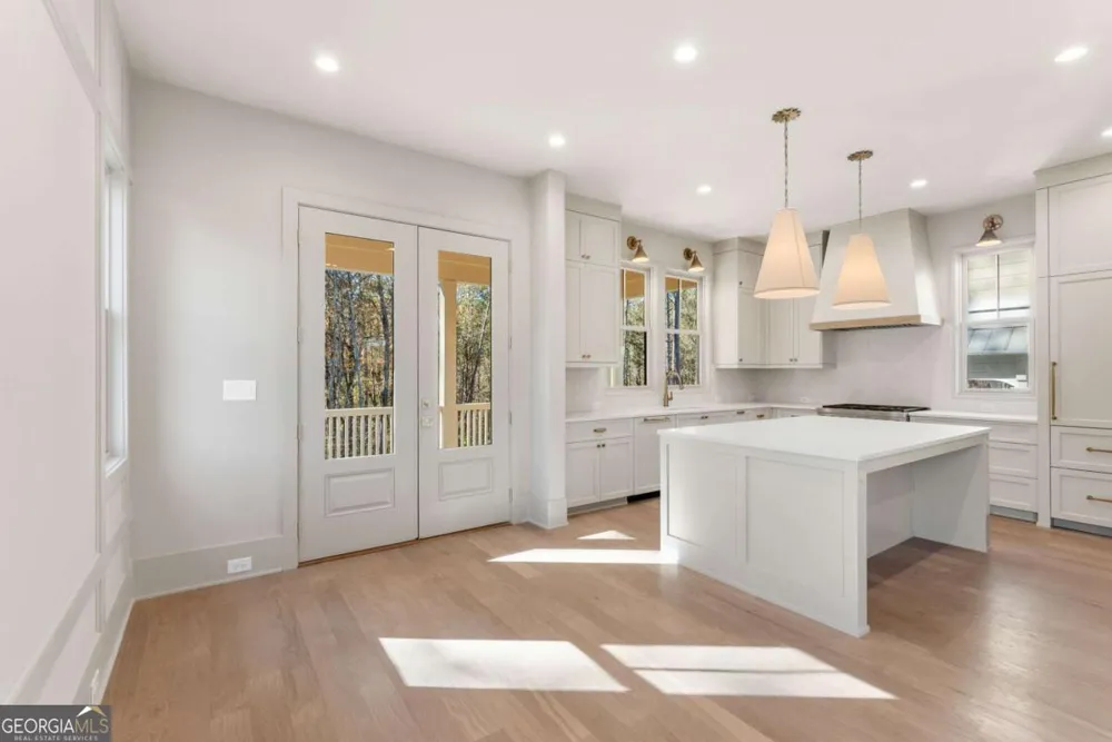 11825 Serenbe LN Chattahoochee Hills, GA 30268