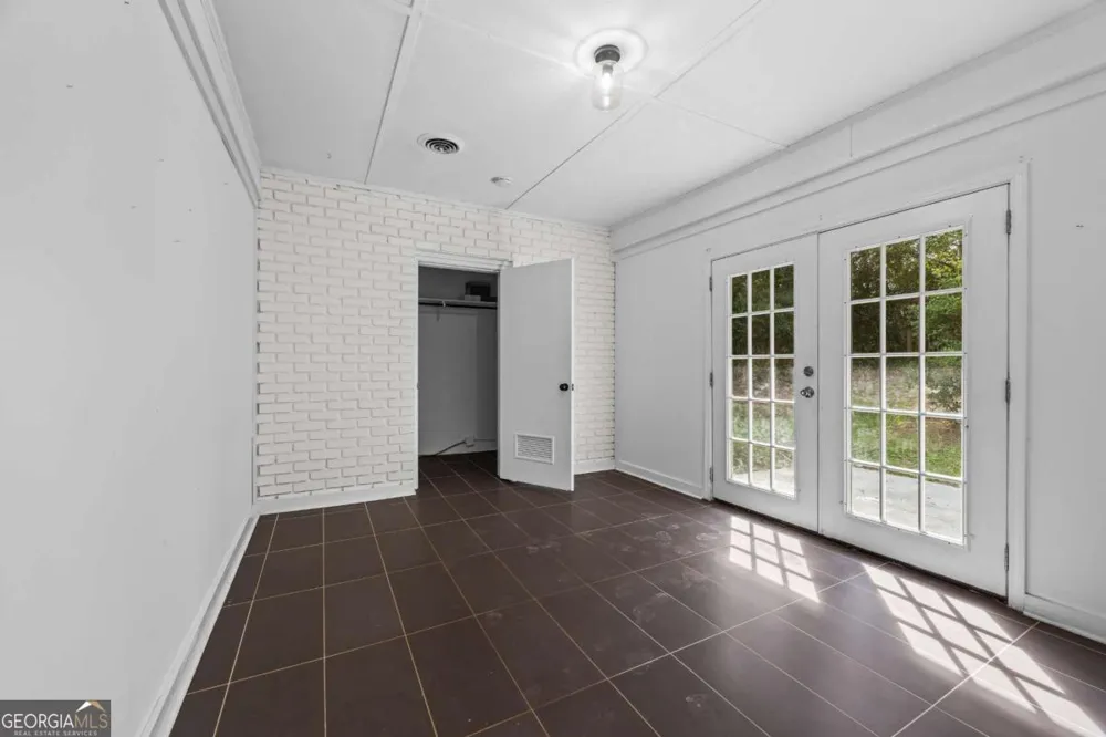 110 Valley RD Toccoa, GA 30577