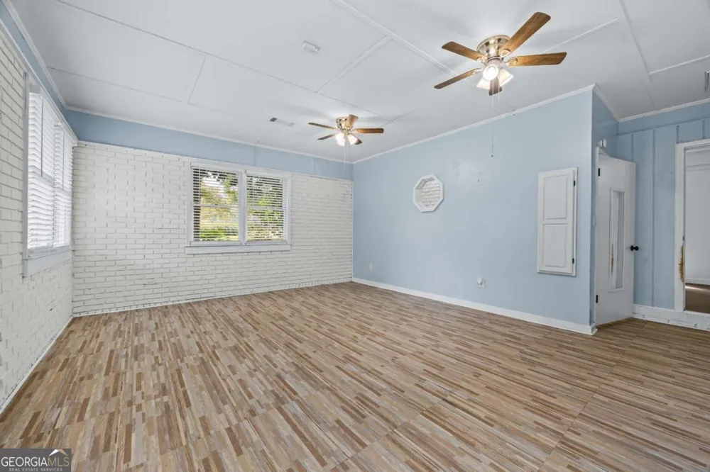 110 Valley RD Toccoa, GA 30577