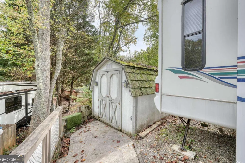 65 Choestoe Valley LN Blairsville, GA 30512