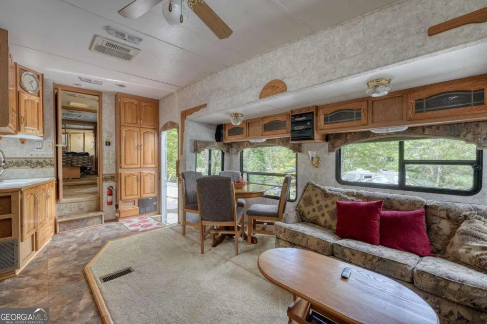 65 Choestoe Valley LN Blairsville, GA 30512