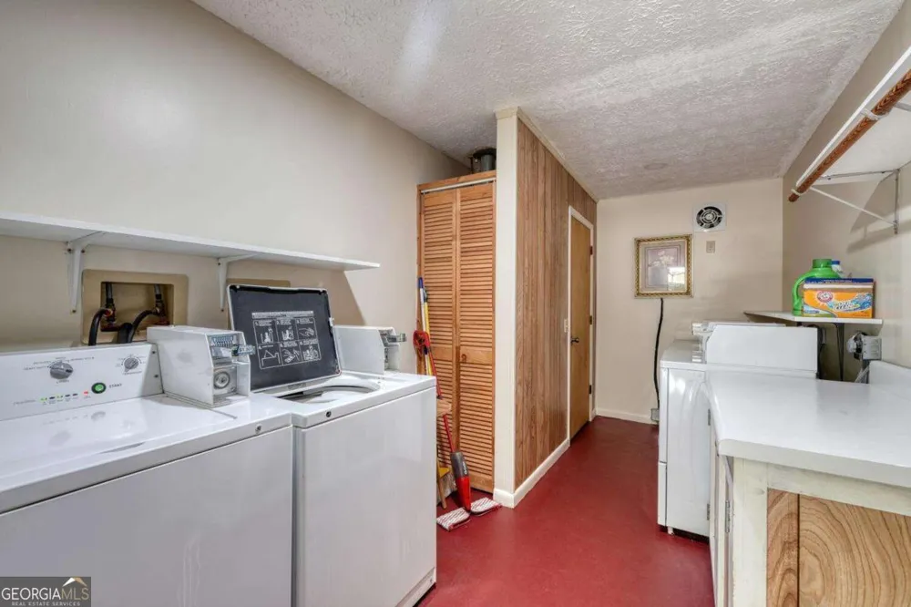 65 Choestoe Valley LN Blairsville, GA 30512