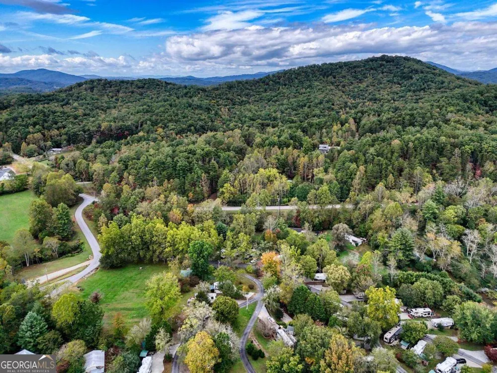 65 Choestoe Valley LN Blairsville, GA 30512