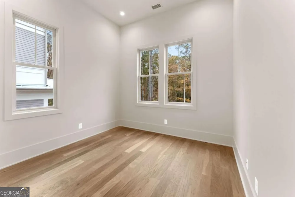 11821 Serenbe LN Chattahoochee Hills, GA 30268
