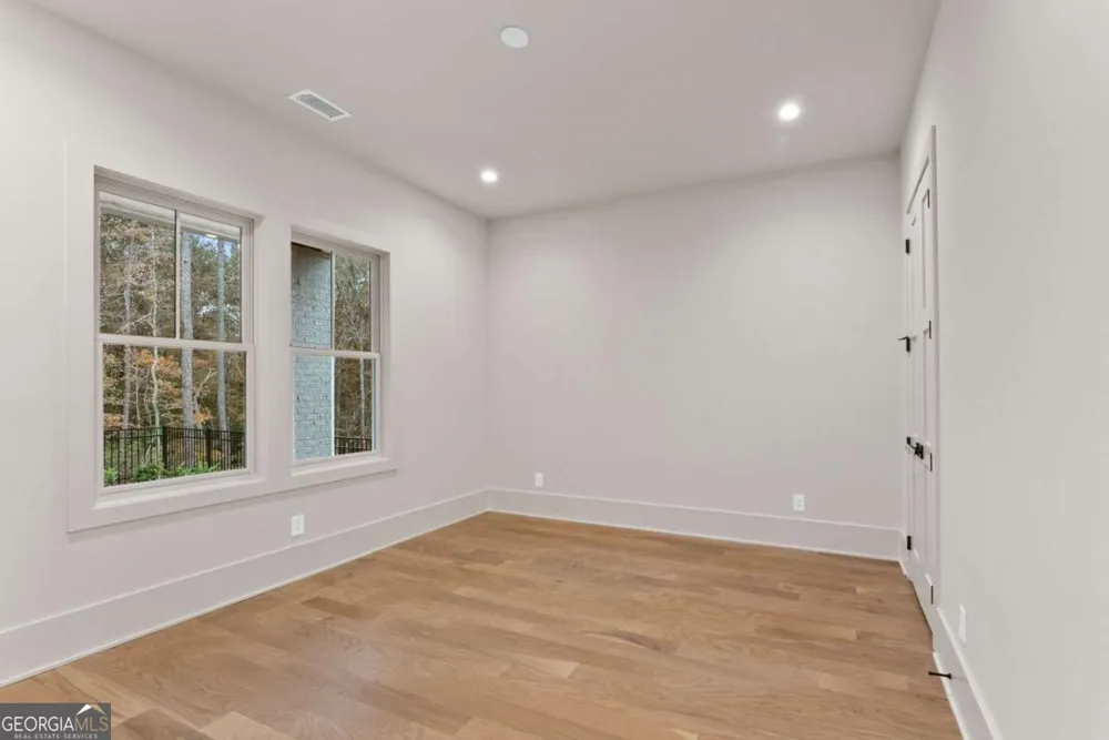 11821 Serenbe LN Chattahoochee Hills, GA 30268
