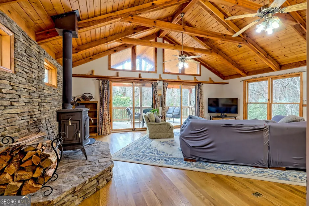 7829 Dillard RD Scaly Mtn, NC 28775