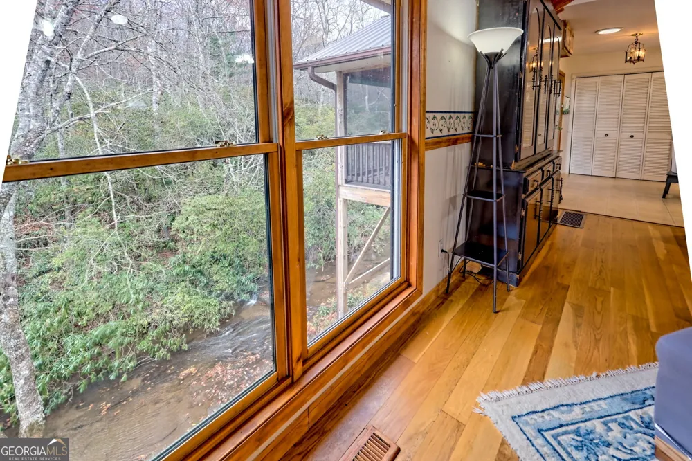 7829 Dillard RD Scaly Mtn, NC 28775
