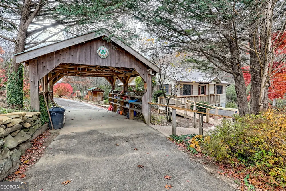 7829 Dillard RD Scaly Mtn, NC 28775