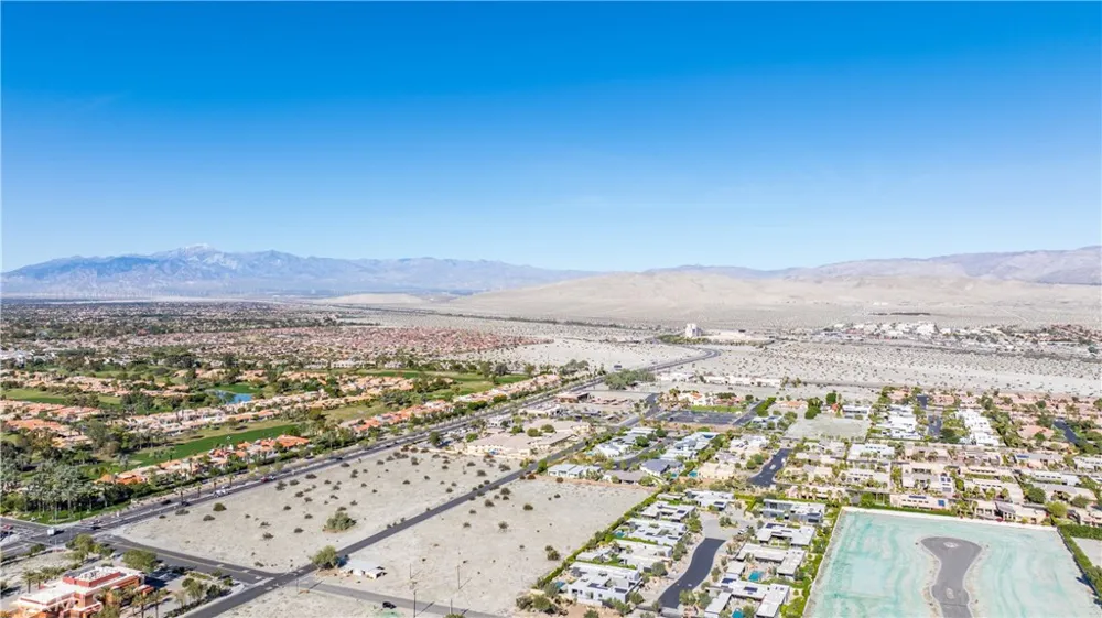 72094 Ginger Rogers Rancho Mirage, CA 92270