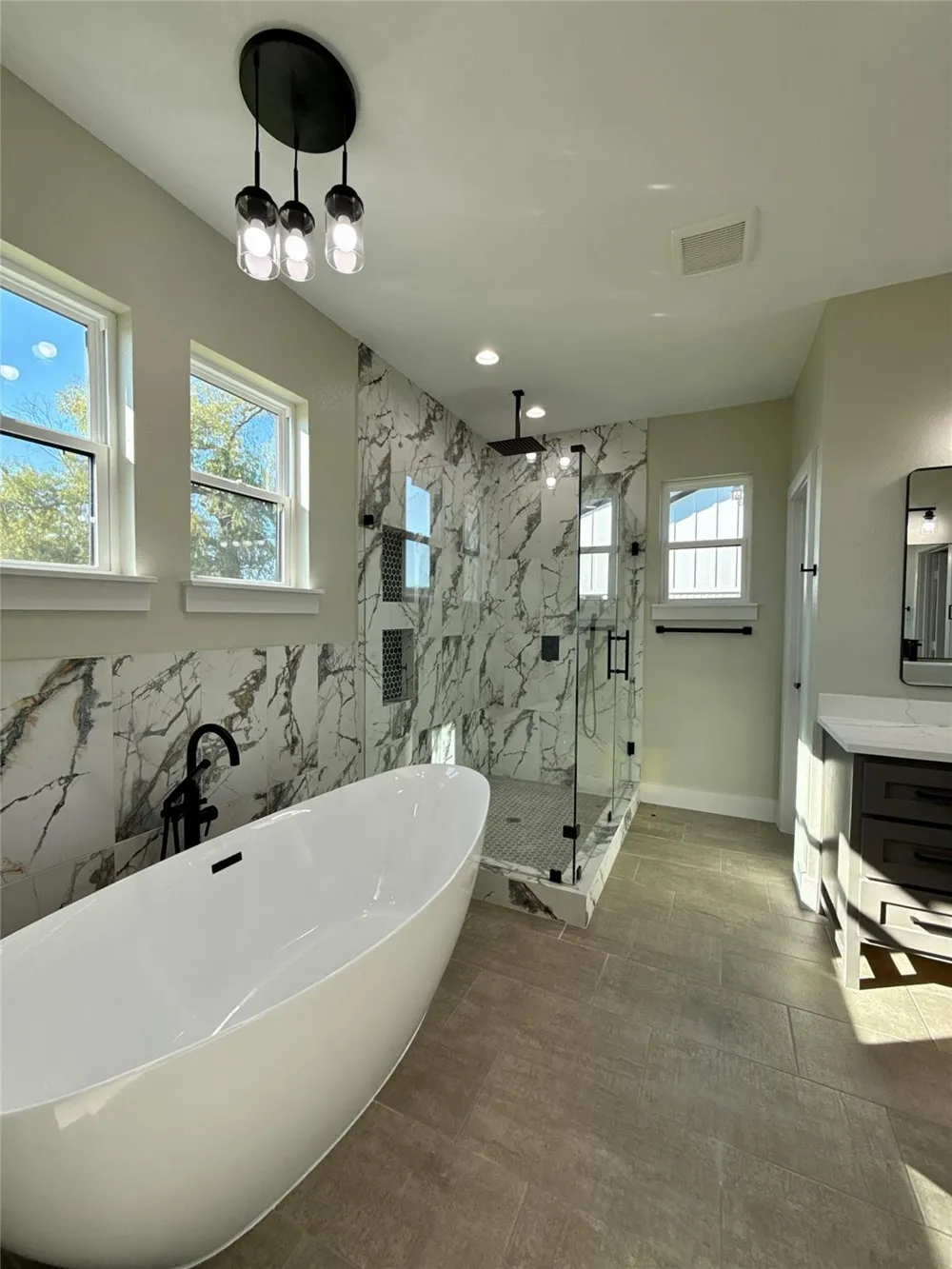 237 Crestview Drive West Columbia, TX 77486